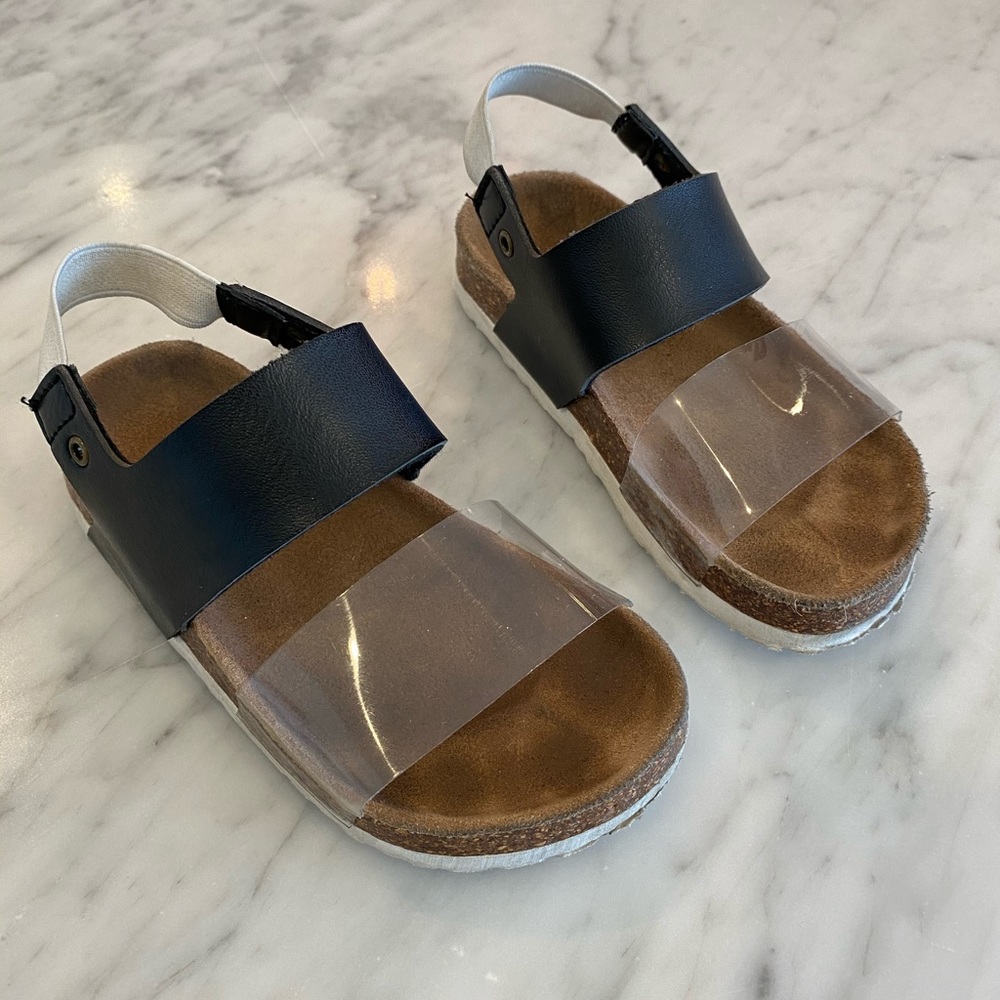 Toddler Boxbo Futurit sandal size 10